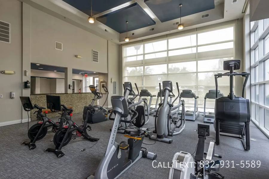 Apartment for rent at 4858 Westpark Dr #33TT, Houston, TX 77027