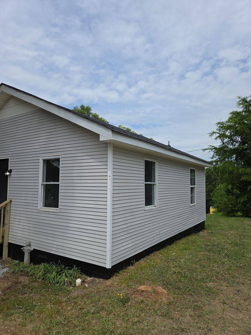 House for rent at 210 Thomas Lane, Lancaster, SC 29720