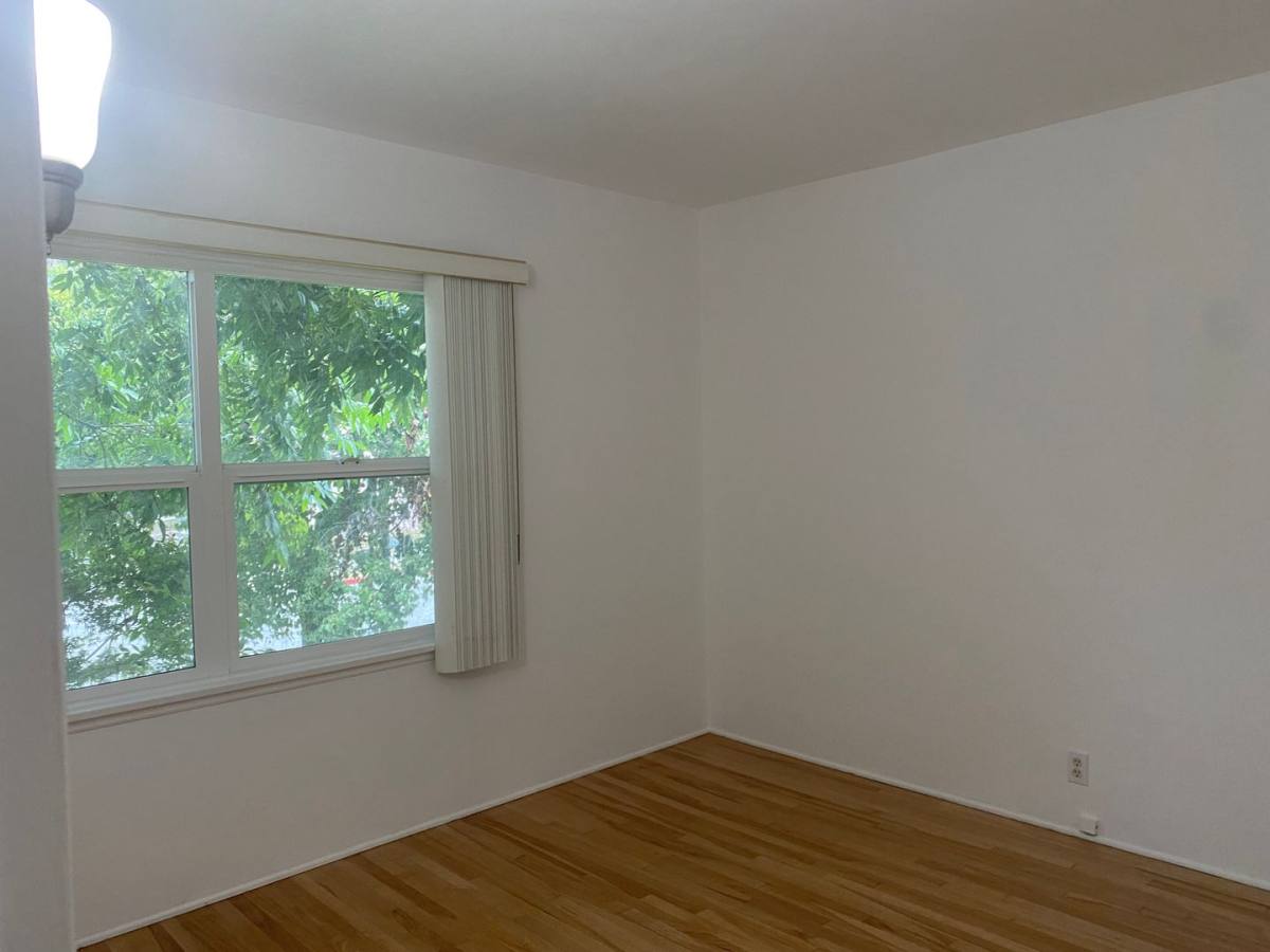 Apartment for rent at 701 S Louise St, Glendale, CA 91205
