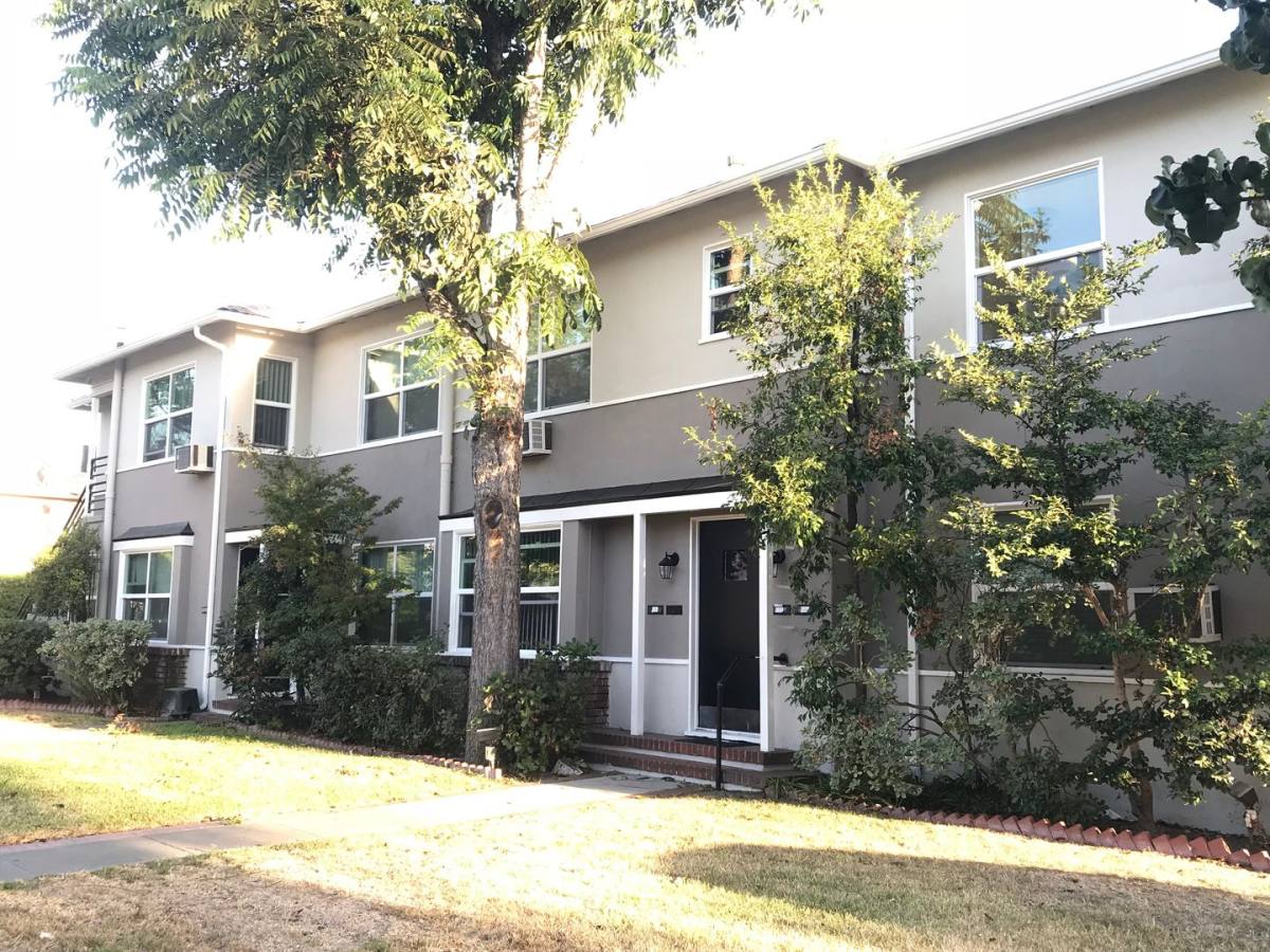 Apartment for rent at 701 S Louise St, Glendale, CA 91205