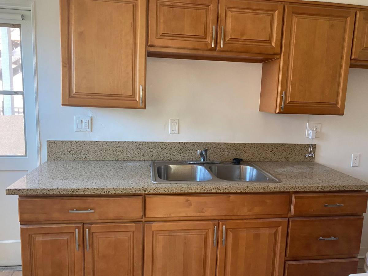 Apartment for rent at 701 S Louise St, Glendale, CA 91205