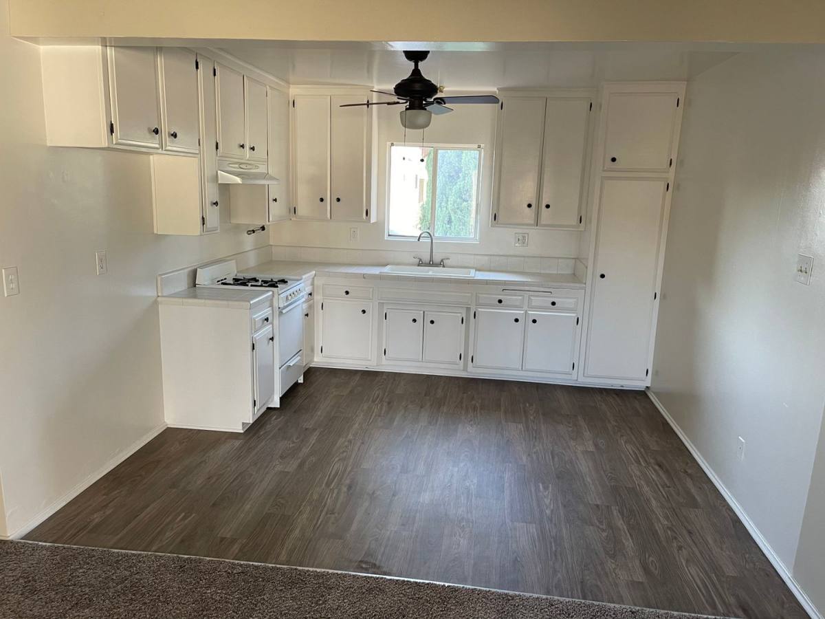 Apartment for rent at 2501 E 4th St, Long Beach, CA 90814