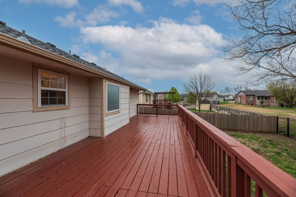 House for rent at 517 E Minneha Ave, Andover, KS 67002