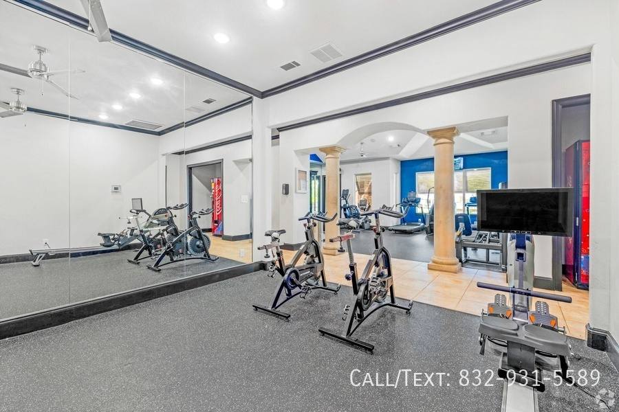 Apartment for rent at 3298 S Dairy Ashford Rd #MSKE, Houston, TX 77082