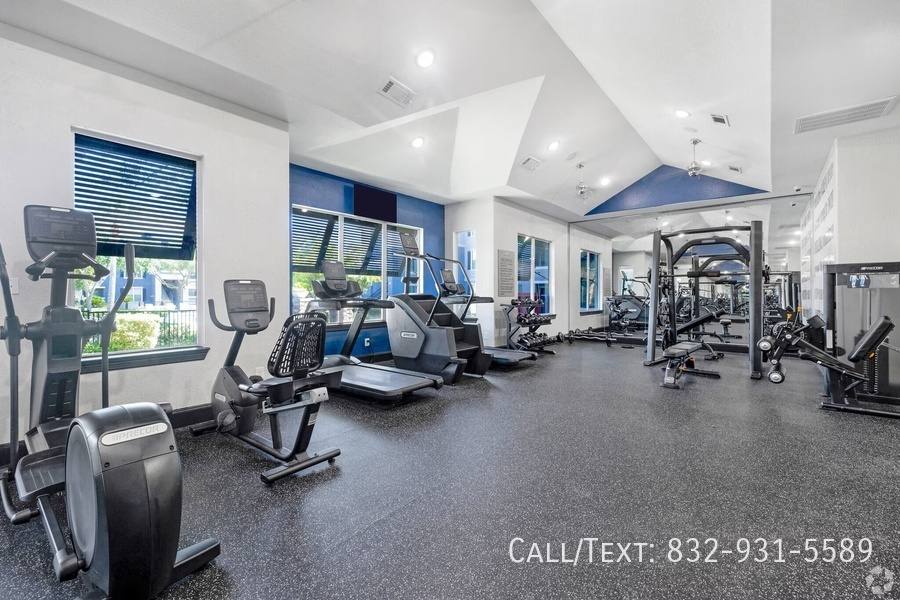 Apartment for rent at 3298 S Dairy Ashford Rd #MSKE, Houston, TX 77082