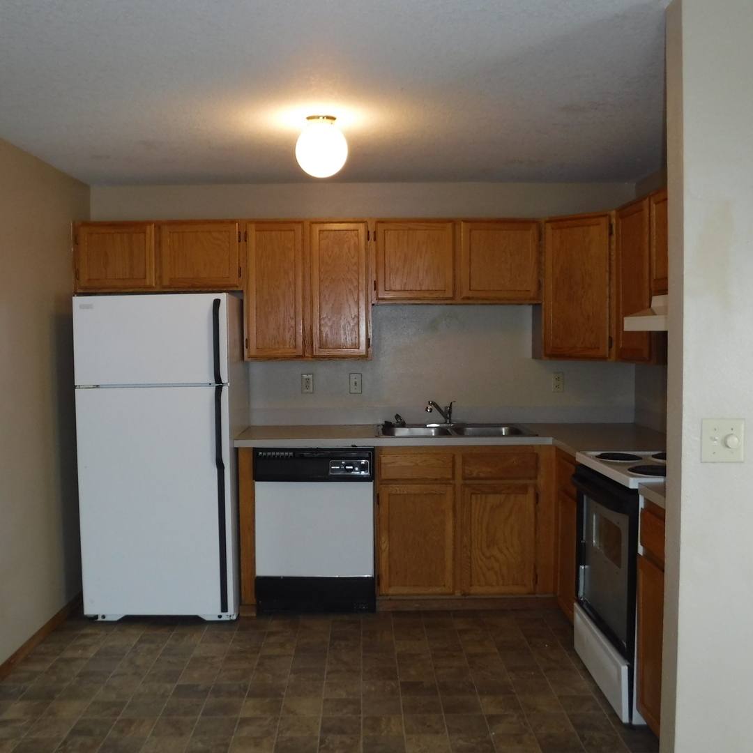 Apartment for rent at 457 NW 17th St, Redmond, OR 97756