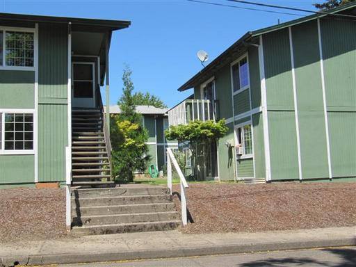 Apartment for rent at 730 SW Brockwood Ave, McMinnville, OR 97128