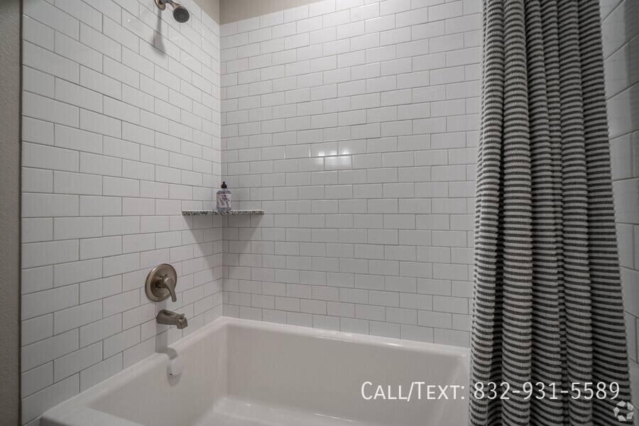 Apartment for rent at 19000 Beechnut Rd #ACR2, Richmond, TX 77407