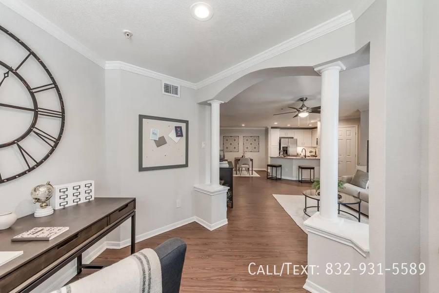 Apartment for rent at 1300 Bering Dr #ALG, Houston, TX 77057