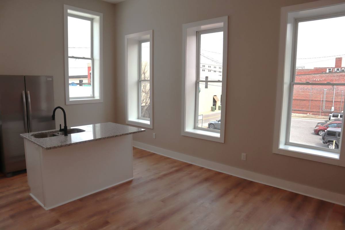 Apartment for rent at 128 N Water Ave, Gallatin, TN 37066