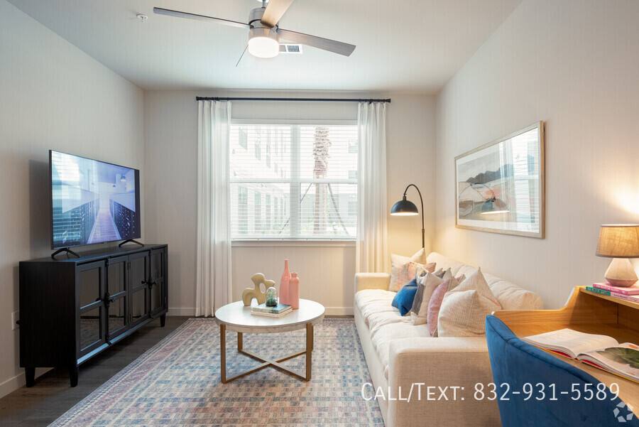 Apartment for rent at 1000 Antoine Dr #BM2, Houston, TX 77055