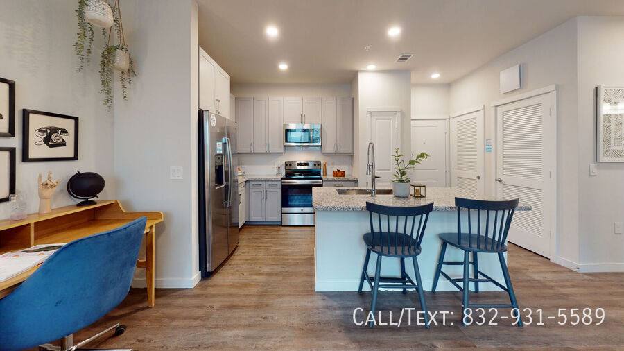 Apartment for rent at 1000 Antoine Dr #BM2, Houston, TX 77055