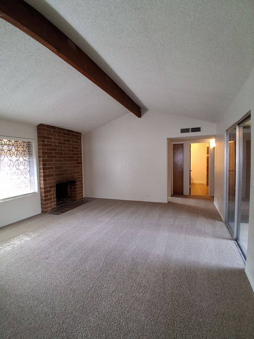 Apartment for rent at 1493 W Fairmont Ave, Fresno, CA 93705