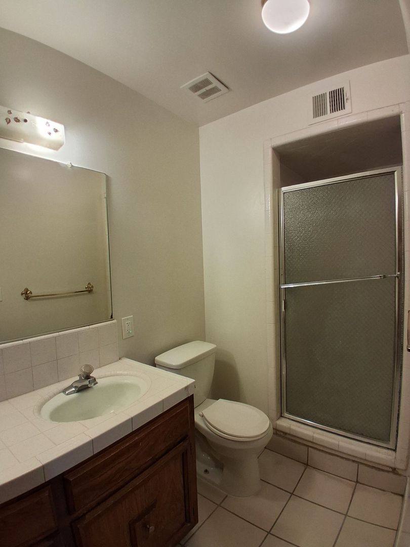 Apartment for rent at 1493 W Fairmont Ave, Fresno, CA 93705