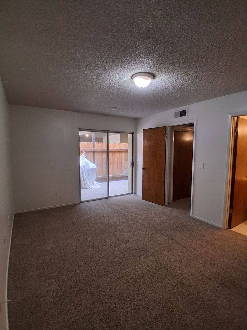 Apartment for rent at 1493 W Fairmont Ave, Fresno, CA 93705