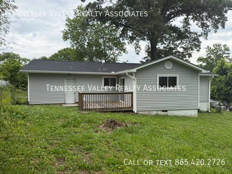 House for rent at 6623 Langston Dr, Knoxville, TN 37918