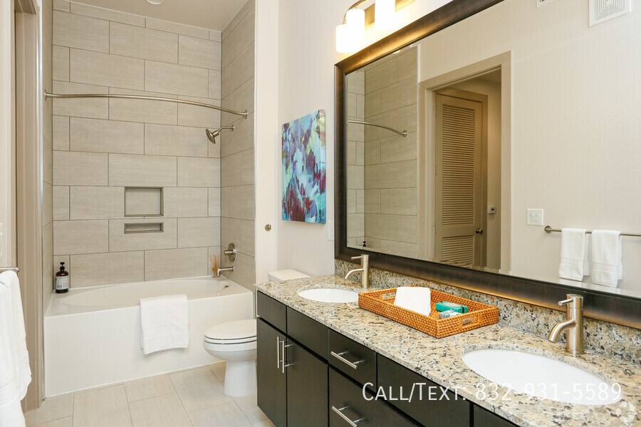Apartment for rent at 2098 Smith St #MTR1, Houston, TX 77002