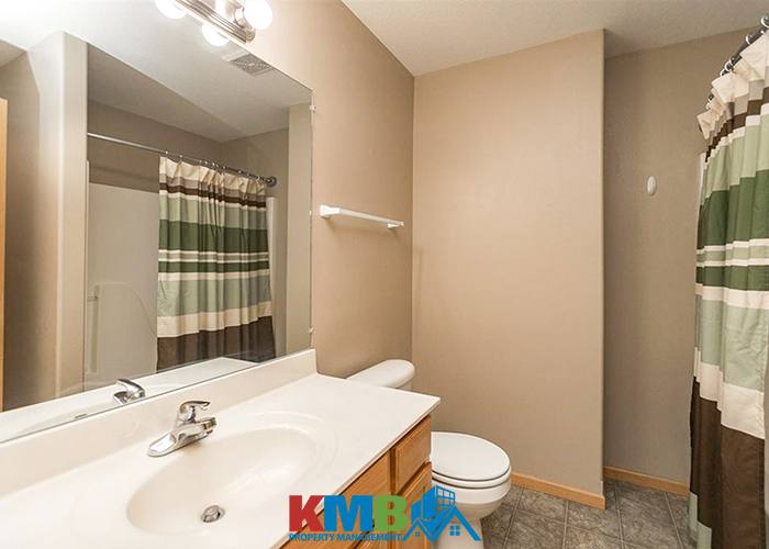 Apartment for rent at 5847 Muirfield Dr SW #2, Cedar Rapids, IA 52404