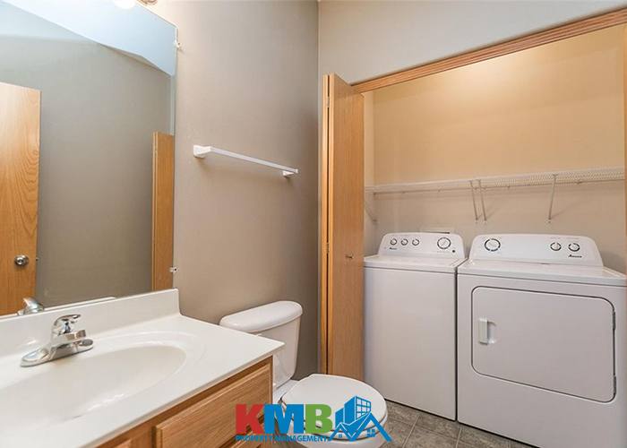 Apartment for rent at 5847 Muirfield Dr SW #2, Cedar Rapids, IA 52404