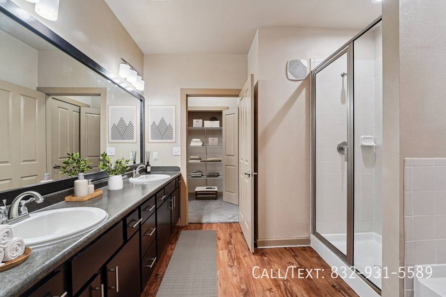 Apartment for rent at 1562 N Westgreen Blvd #DW3, Katy, TX 77449
