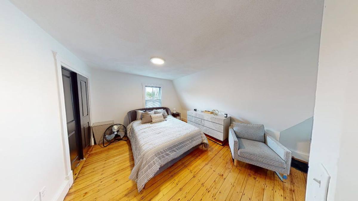 Apartment for rent at 154 Granite St, Quincy, MA 02169