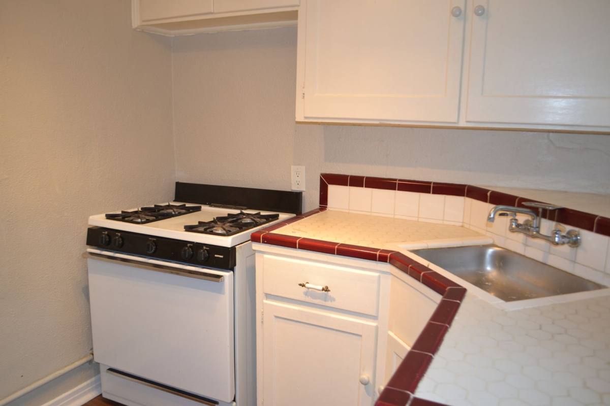 Apartment for rent at 904 Denton St, Denton, TX 76201