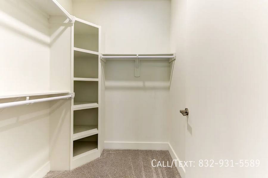 Apartment for rent at 1399 W Cavalcade St #MGH1, Houston, TX 77009