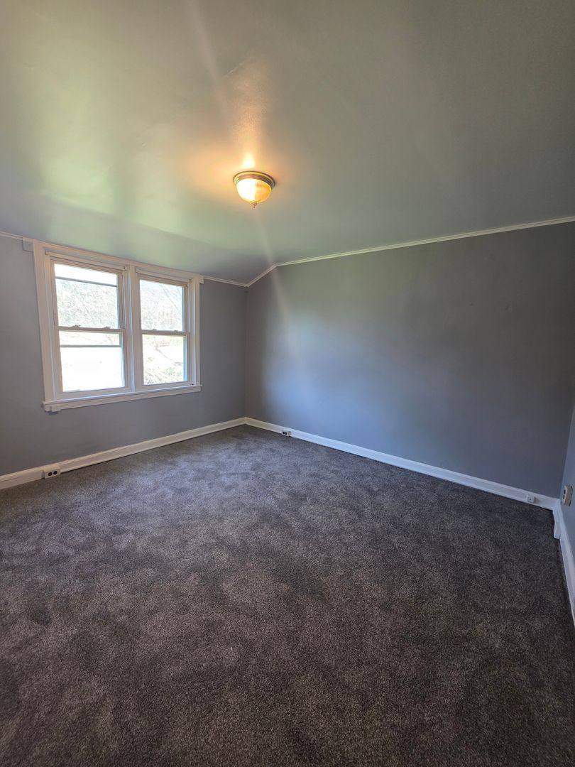 Apartment for rent at 403 Greenhill Ave, Wilmington, DE 19805