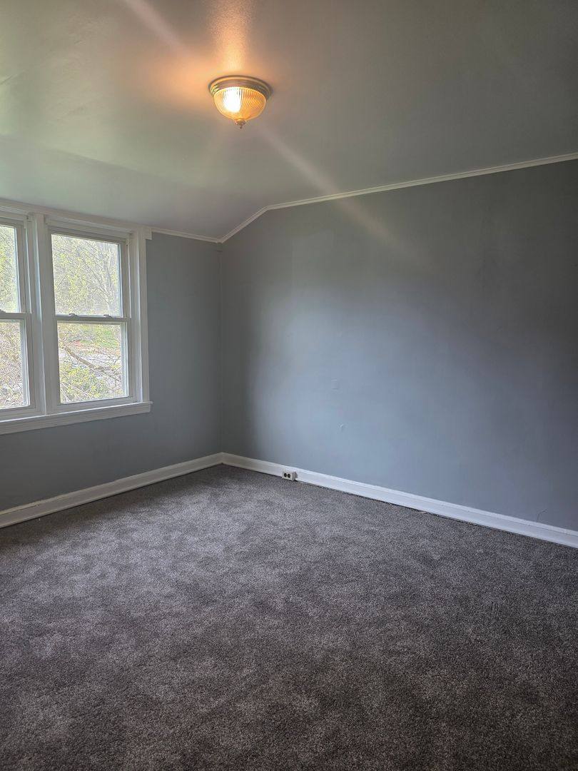 Apartment for rent at 403 Greenhill Ave, Wilmington, DE 19805