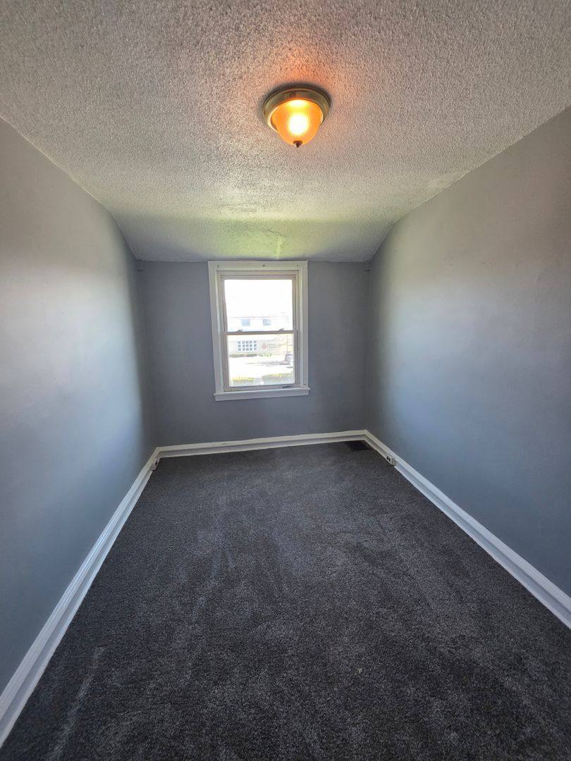 Apartment for rent at 403 Greenhill Ave, Wilmington, DE 19805