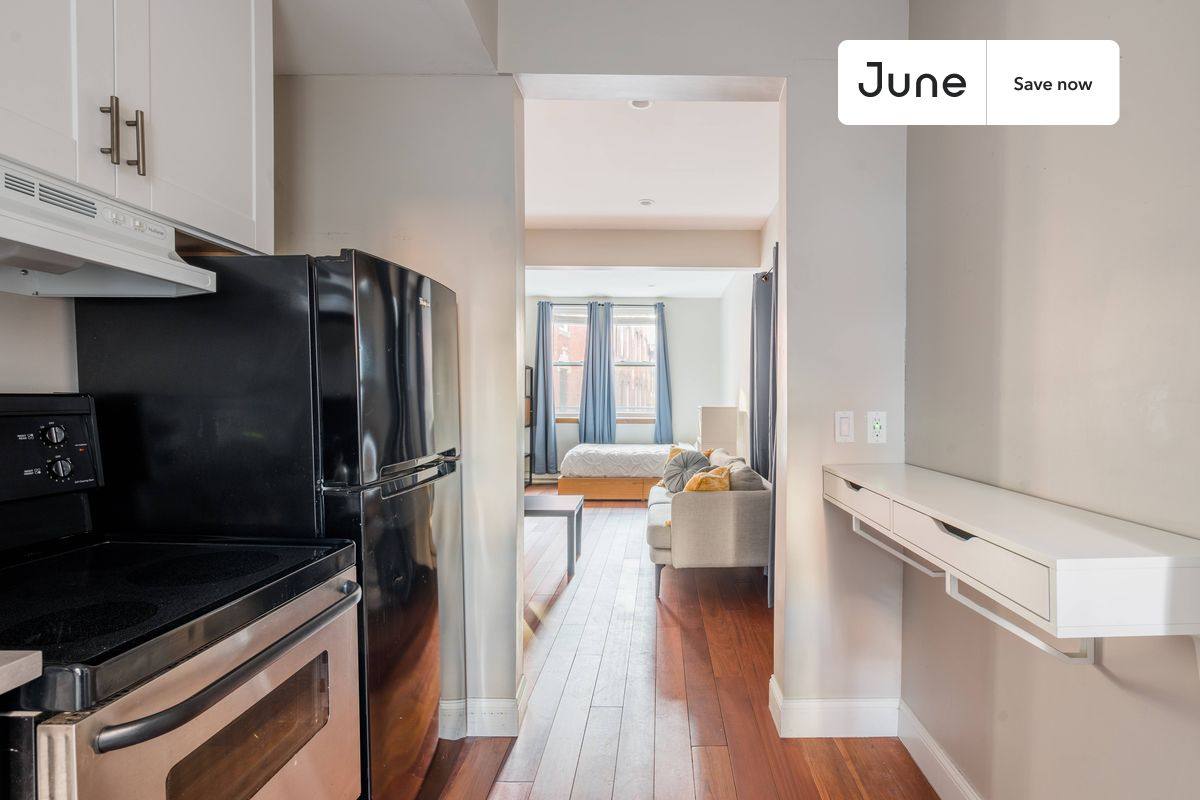 Apartment for rent at 121 Salem St #2D, Boston, MA 02113