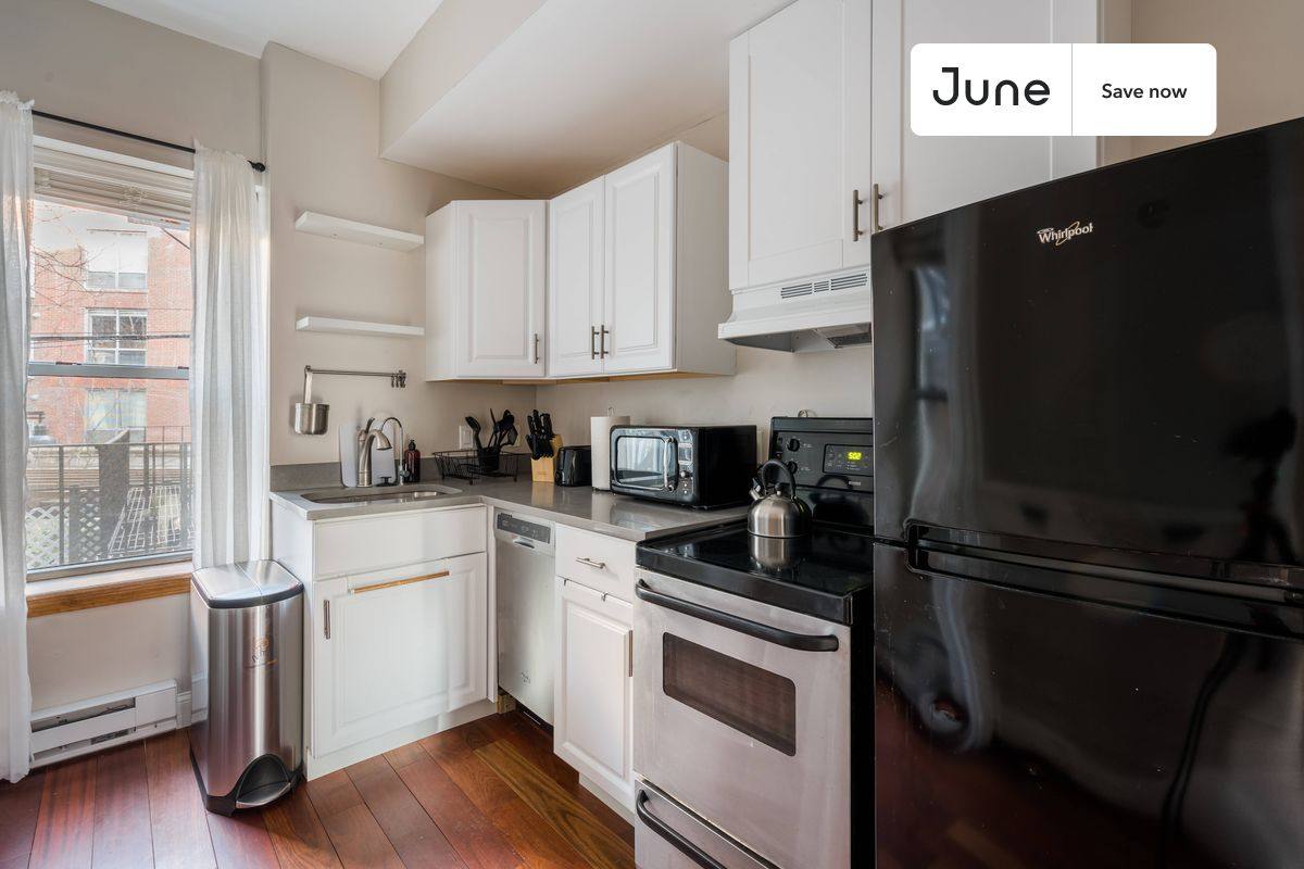 Apartment for rent at 121 Salem St #2D, Boston, MA 02113