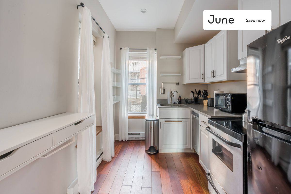 Apartment for rent at 121 Salem St #2D, Boston, MA 02113