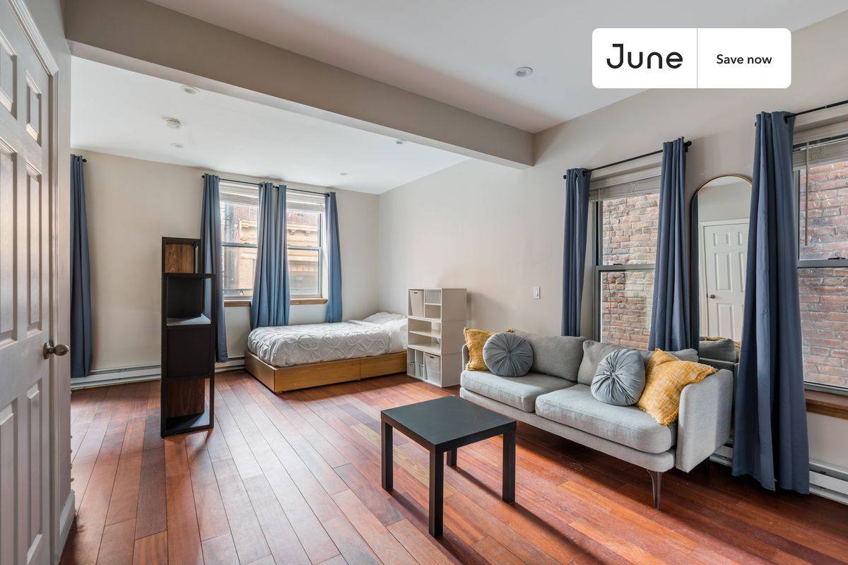 Apartment for rent at 121 Salem St #2D, Boston, MA 02113