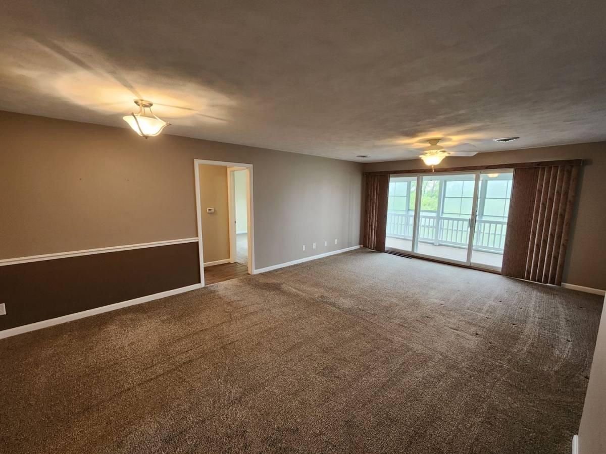 Apartment for rent at 3602 37th Ave, Moline, IL 61265