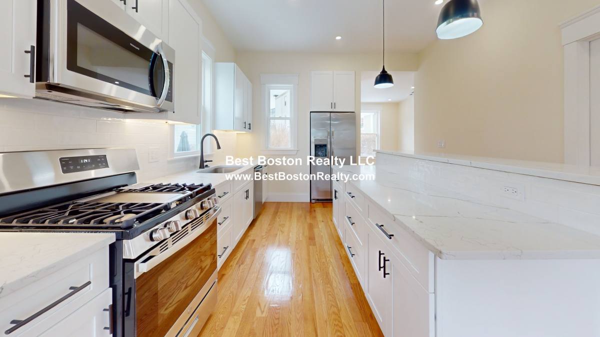 Townhouse for rent at 242 Somerville Ave, Somerville, MA 02143