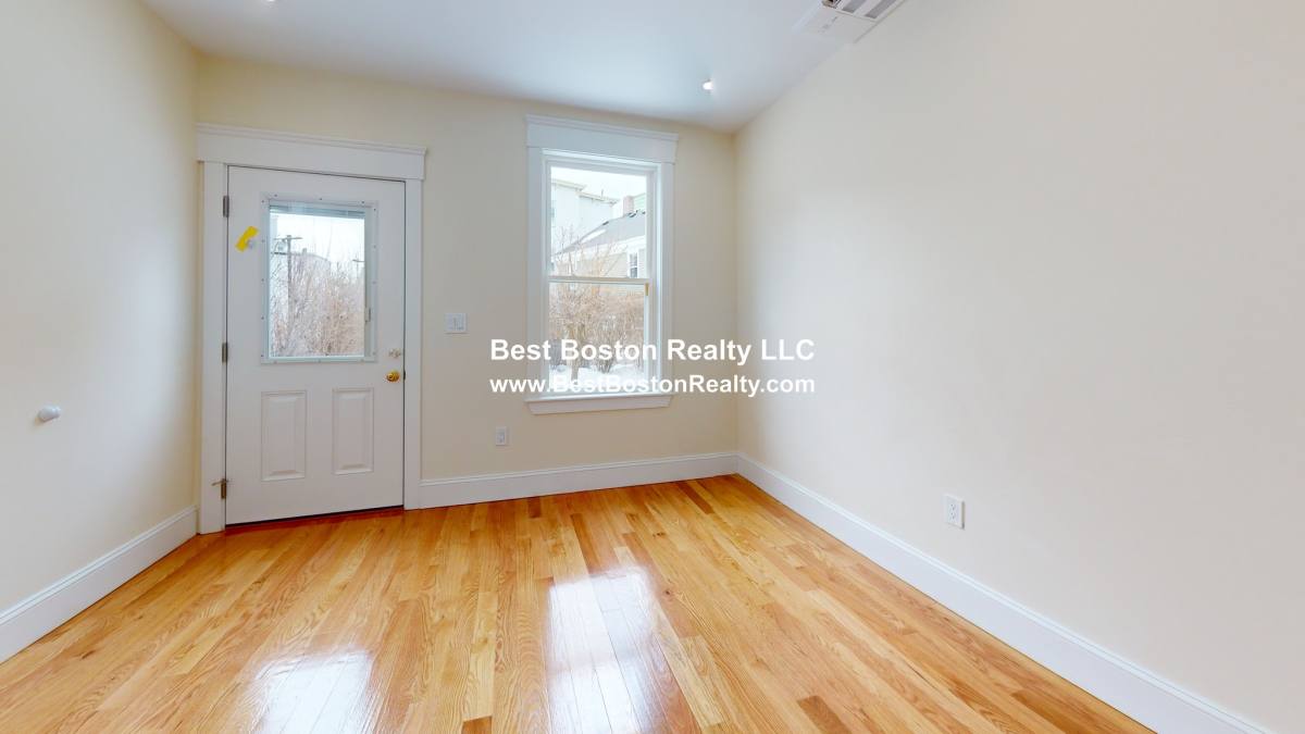 Townhouse for rent at 242 Somerville Ave, Somerville, MA 02143