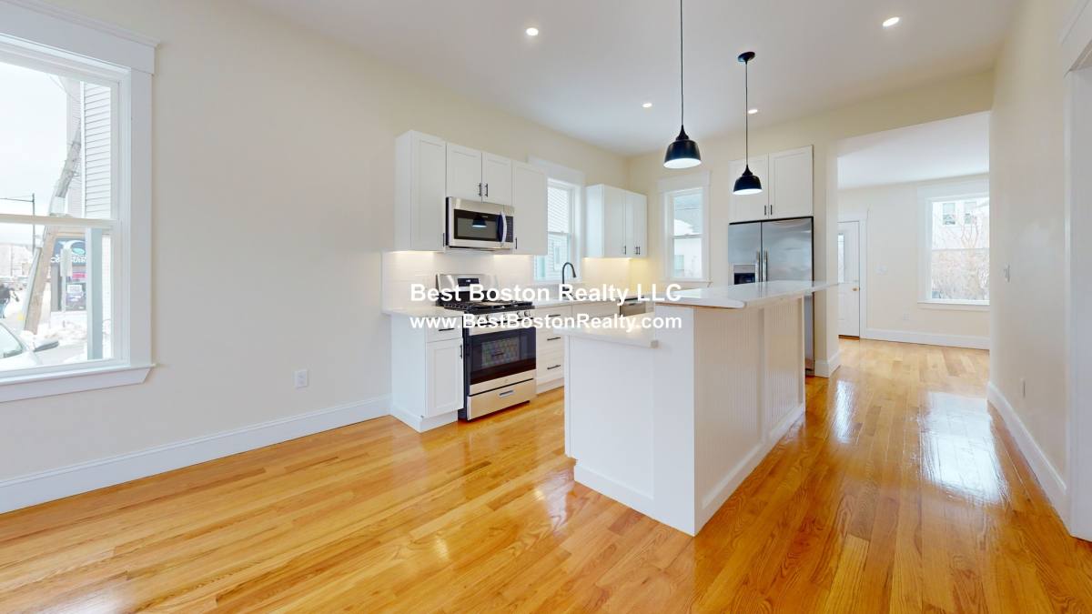 Townhouse for rent at 242 Somerville Ave, Somerville, MA 02143