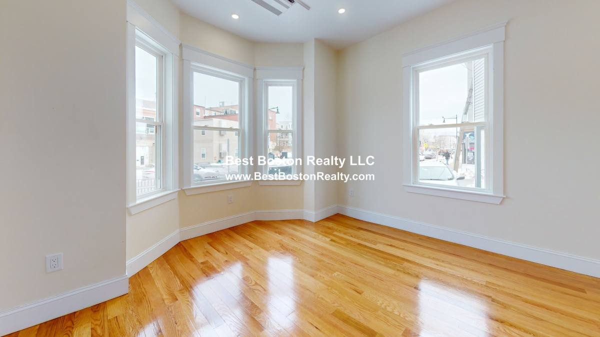 Townhouse for rent at 242 Somerville Ave, Somerville, MA 02143