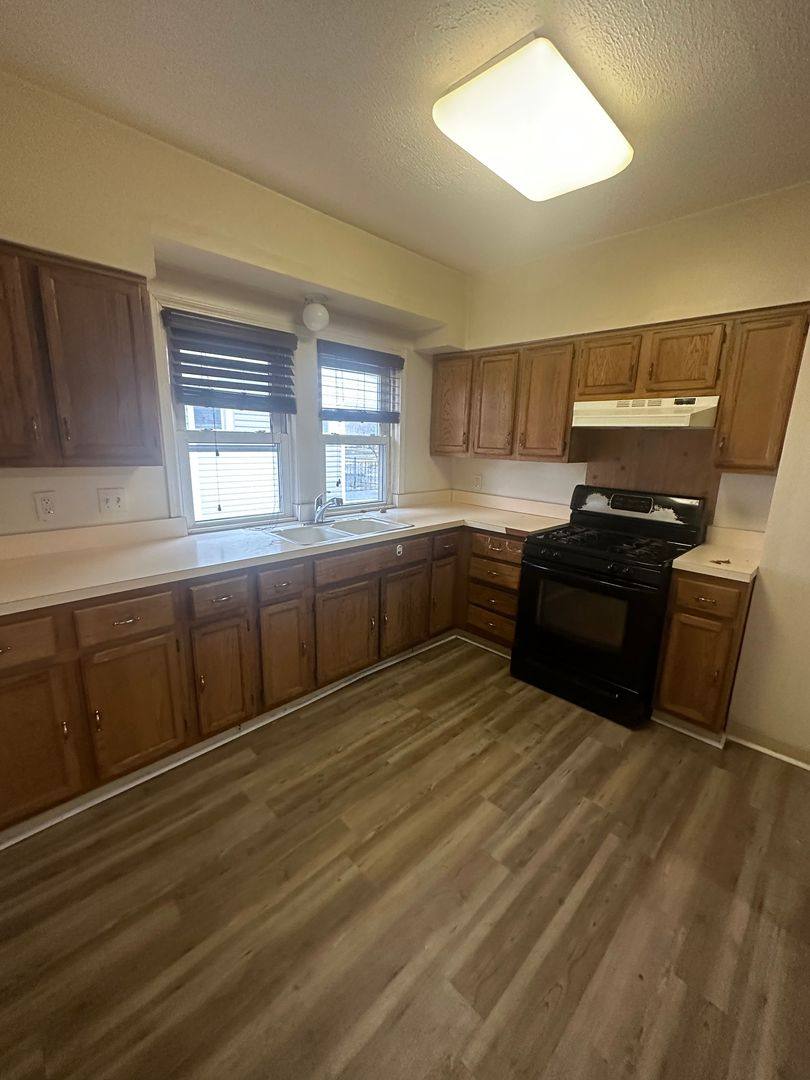 House for rent at 12801 Farringdon Ave, Cleveland, OH 44105