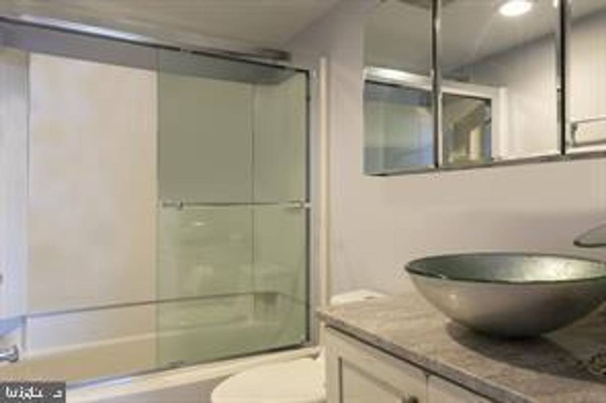 Apartment for rent at 200-210 Lombard St, Philadelphia, PA 19147