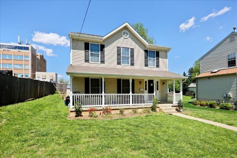 House for rent at 3717 Dupont Ave, Kensington, MD 20895