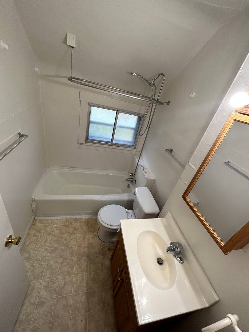 House for rent at 1682 W 14th St, Erie, PA 16505