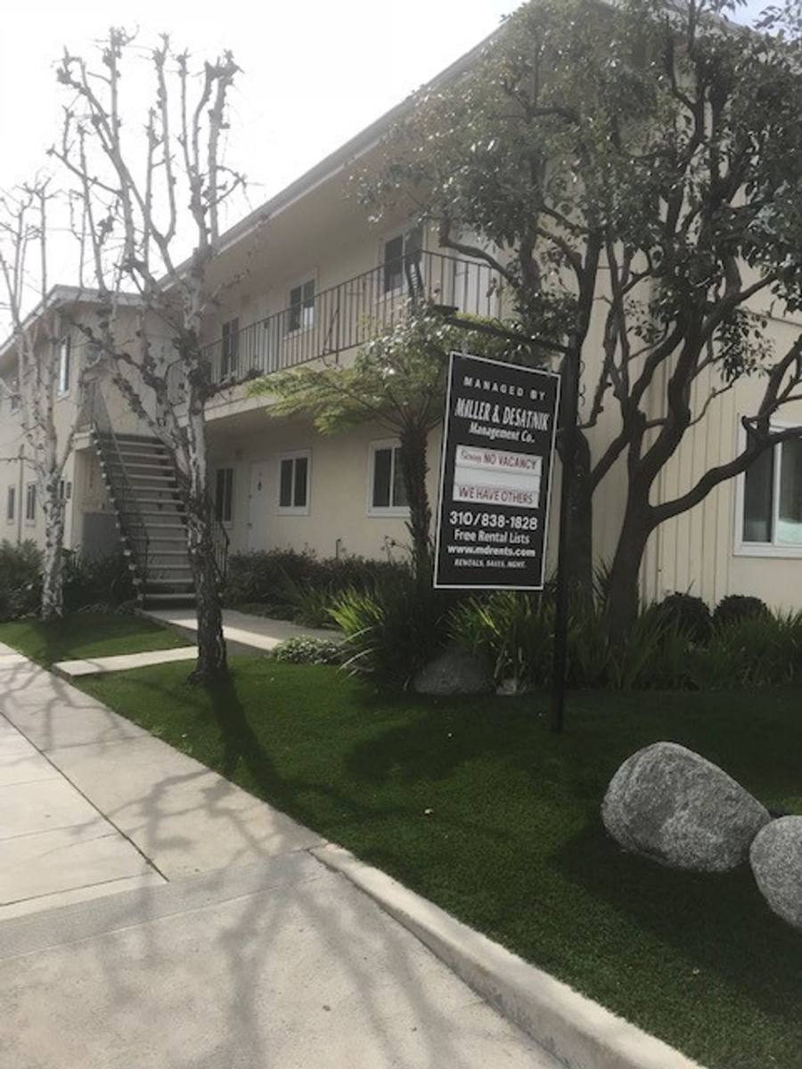 Apartment for rent at 11308 Joffre St, Los Angeles, CA 90049