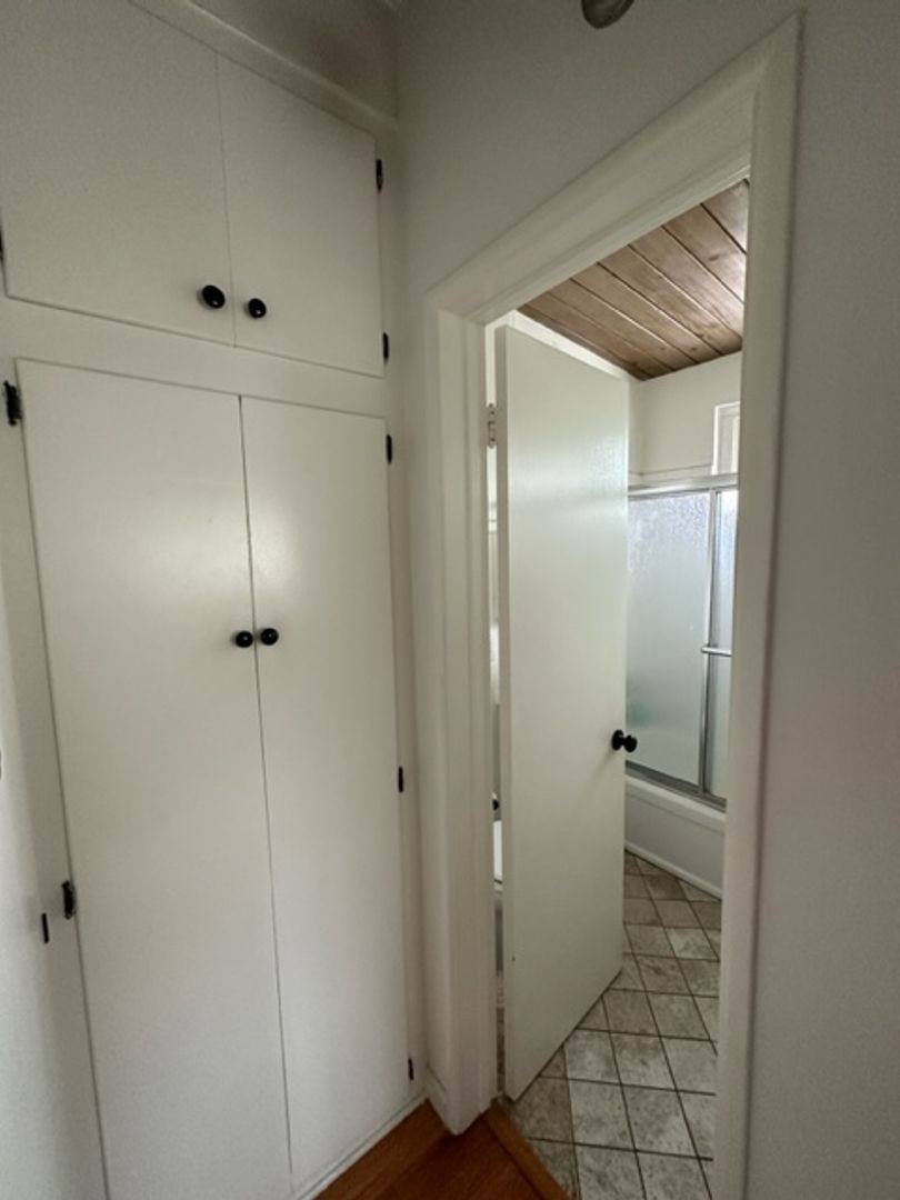Apartment for rent at 11308 Joffre St, Los Angeles, CA 90049