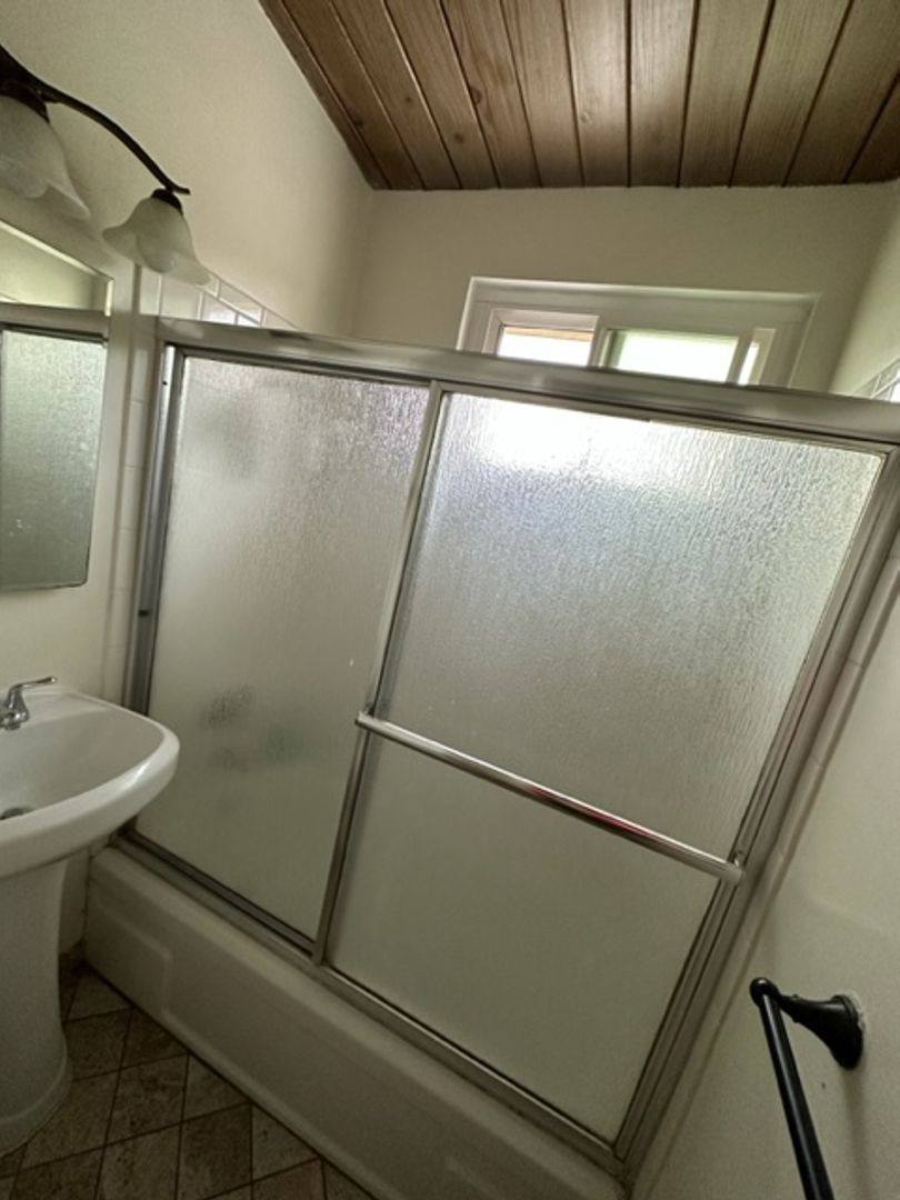Apartment for rent at 11308 Joffre St, Los Angeles, CA 90049