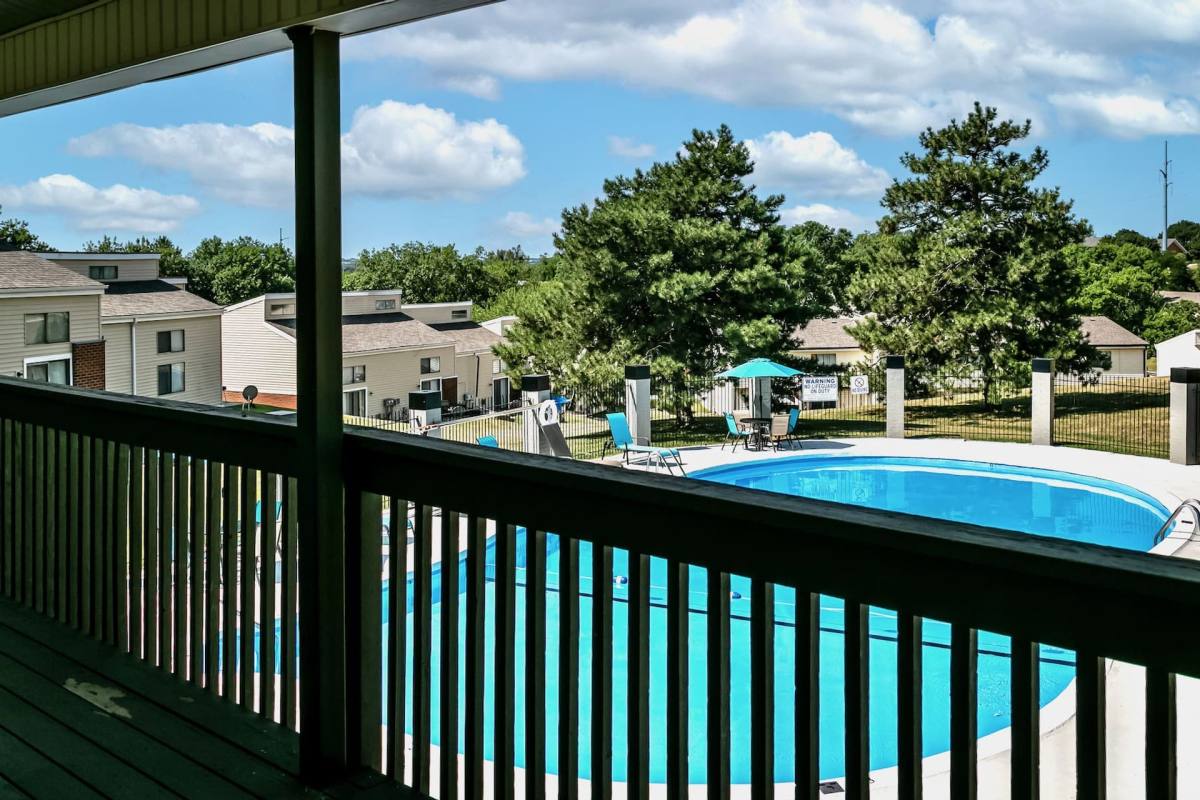 Townhouse for rent at 3816 109th Plaza, Omaha, NE 68164