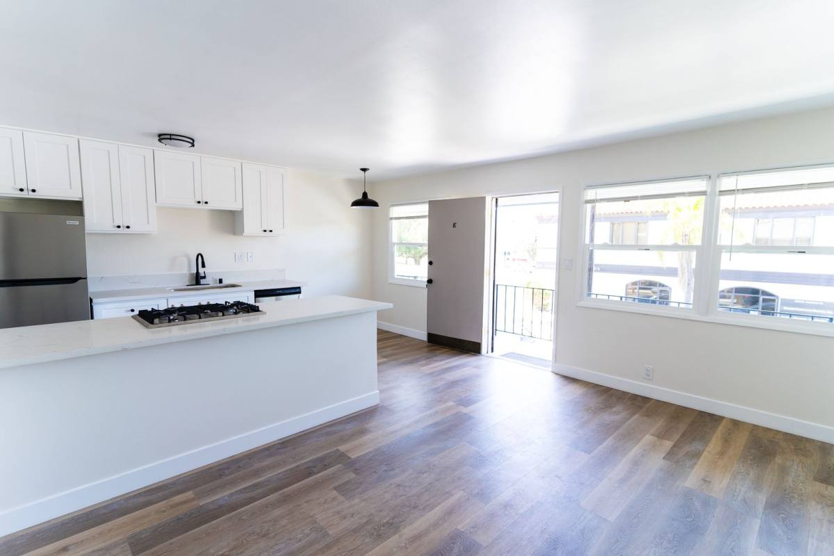 Apartment for rent at 4531 E Anaheim St, Long Beach, CA 90802