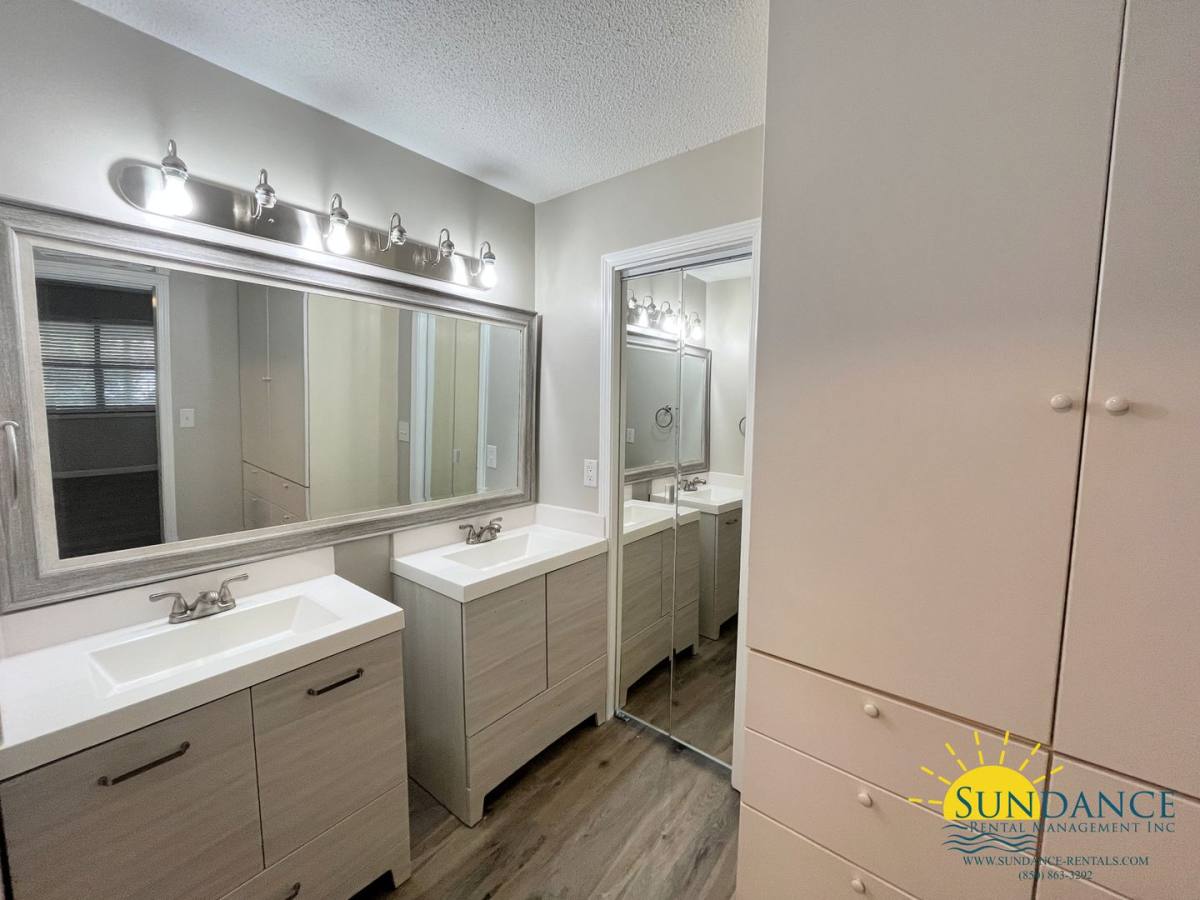 House for rent at 45 Warwick Dr, Shalimar, FL 32579