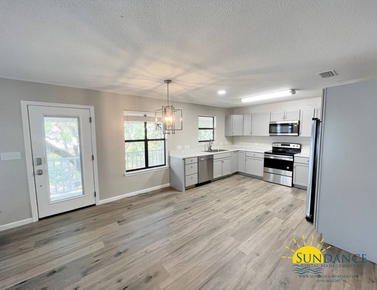 House for rent at 45 Warwick Dr, Shalimar, FL 32579